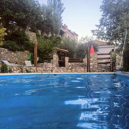Hostal Cortijo La Solana Güéjar Sierra Exterior foto