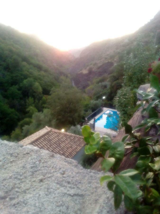 Hostal Cortijo La Solana Güéjar Sierra Exterior foto