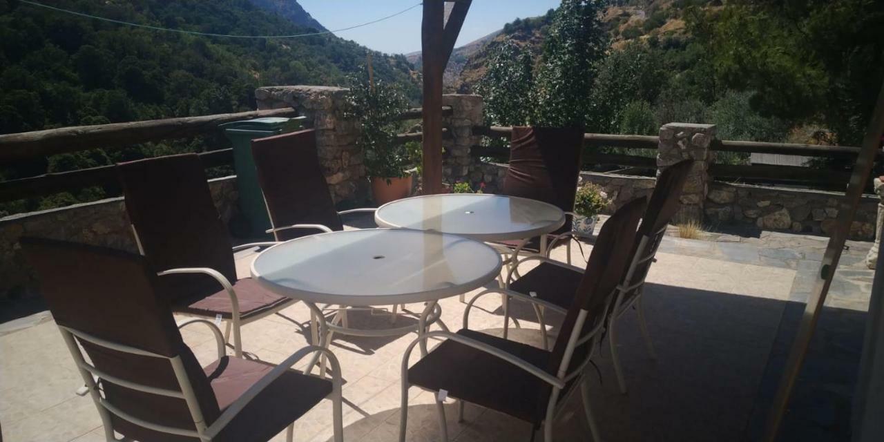 Hostal Cortijo La Solana Güéjar Sierra Exterior foto
